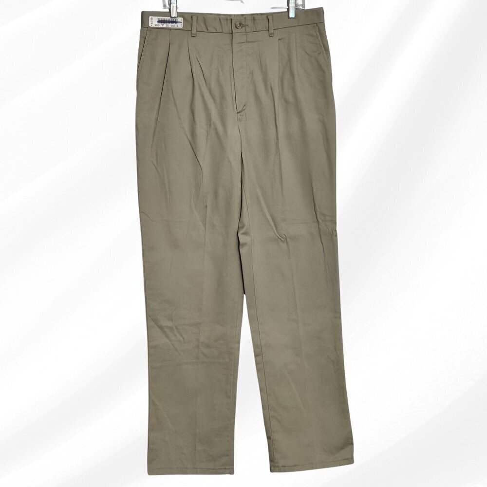 2/$20 Edwards Mens Pleated Khaki Pants Size 36 Classic Fit